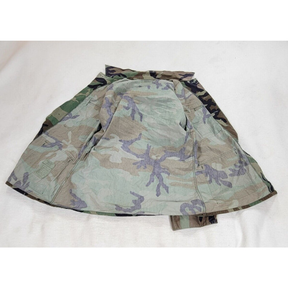 Military Shirt Mens Size Medium US Army Woodland Camo Winter Cold Y2k Gorpcore - Picture 12 of 16